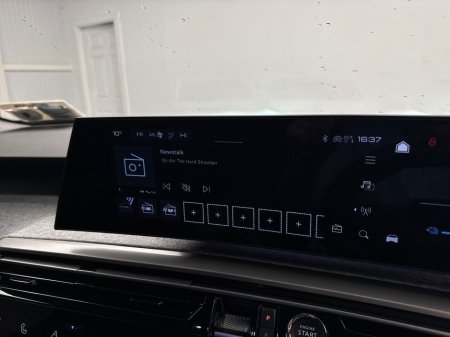 2025 Peugeot 3008 - thumbnail 18