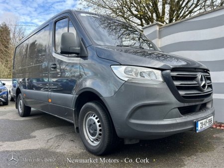 2021 Mercedes-Benz Sprinter - view 4