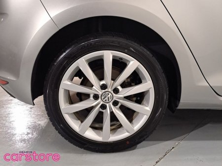 2016 Volkswagen Golf High Line 1.2TSI DSG 5DR 105BHP €17,880 thumbnail