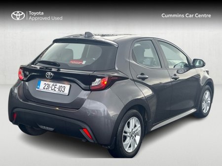 2023 Toyota Yaris 1.0 LUNA 4DR €20,950 thumbnail
