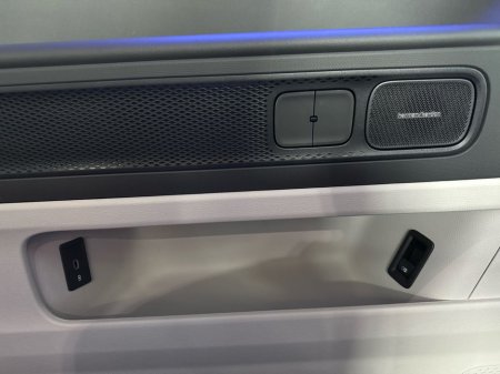 2026 Volkswagen ID.Buzz - thumbnail 17