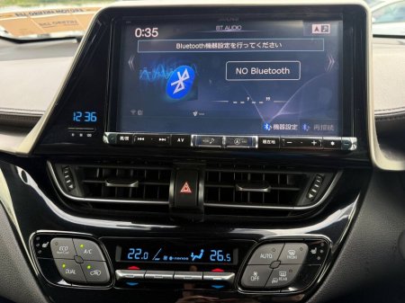 2017 Toyota C-HR - thumbnail 7