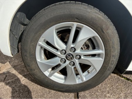 2023 Toyota Yaris - thumbnail 11