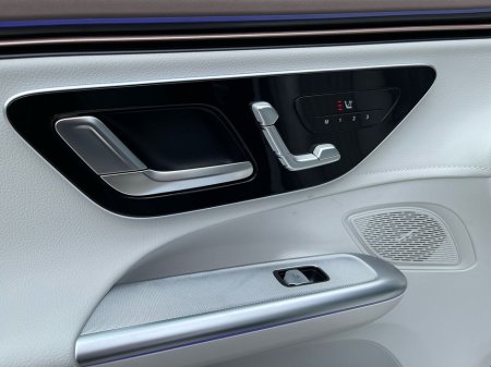 2026 Mercedes-Benz EQE - thumbnail 15
