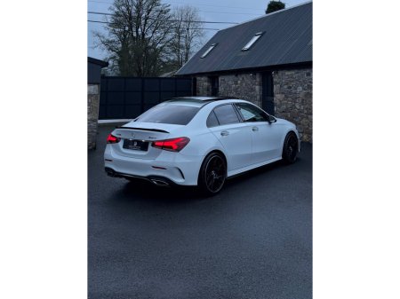 2020 Mercedes-Benz A Class A 250 A/T AMG Line €31,995 thumbnail