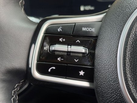 2024 Kia Sorento DSL PE 7S €56,950 thumbnail