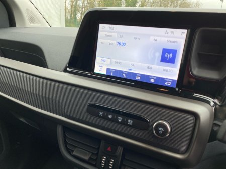 2026 Ford Transit Courier - thumbnail 14