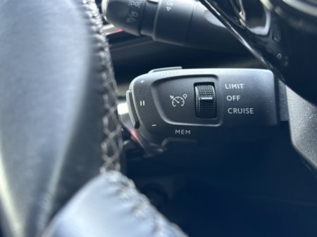 2021 Peugeot 3008 - thumbnail 13