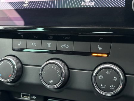 2020 Skoda Octavia SOL 1.0 TSI 115HP 4DR €16,999 thumbnail