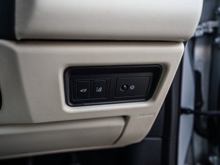 2016 Land Rover Discovery Sport - thumbnail 23