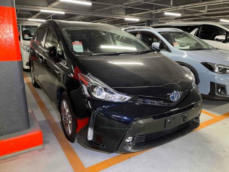 2018 Toyota Prius Alpha 7 SEATER AUTOMATIC HYBRID 1.8 PETROL //LOW MILES//ADAPTIVE CRUISE CONTROL//REVERSE CAMERA//KEYLESS ENTRY//