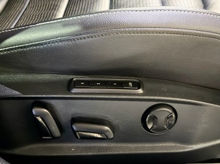 2017 Volkswagen Golf - thumbnail 9