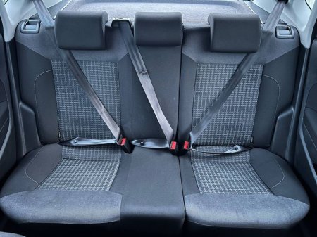 2016 Volkswagen Polo COMFORTLINE 1.2 TSI // FULL SERVICE HISTORY // LOW MILEAGE // DIGITAL CLIMATE CONTROL €13,750 thumbnail