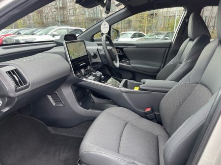 2023 Toyota bZ4X - thumbnail 7