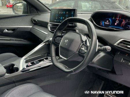 2024 Peugeot 5008 1.5 BlueHDi 130bhp Allure Auto €40,850 thumbnail