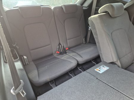 2013 Hyundai Santa Fe  €10,999 thumbnail