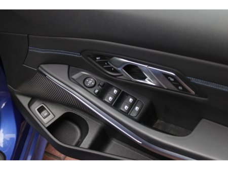 2021 BMW 3 Series - thumbnail 10