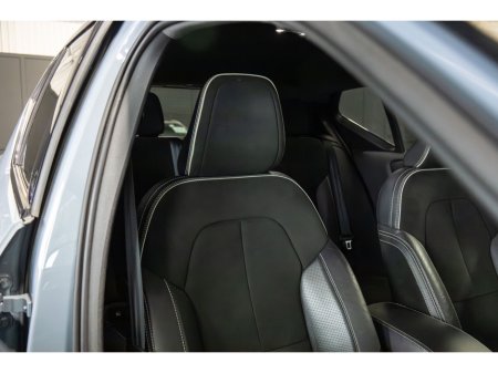 2020 Volvo XC40 - thumbnail 14