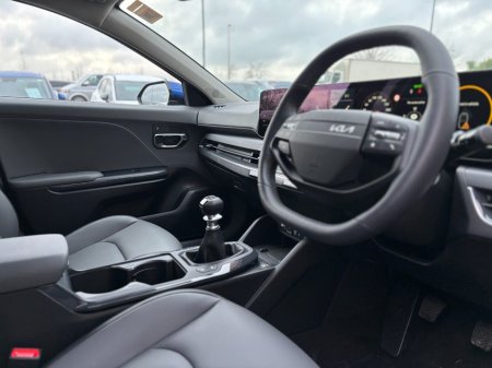 2026 Kia K4 1.0 K3 Mild Hybrid €36,395 thumbnail