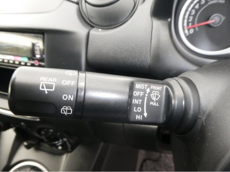 2013 Mazda Mazda2 - thumbnail 22