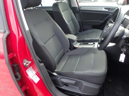 2015 Volkswagen Golf 152 TSI Comfortline Blue Motion Technology thumbnail