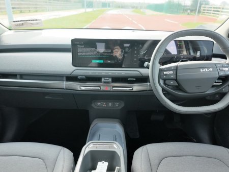 2026 Kia EV3 - thumbnail 11