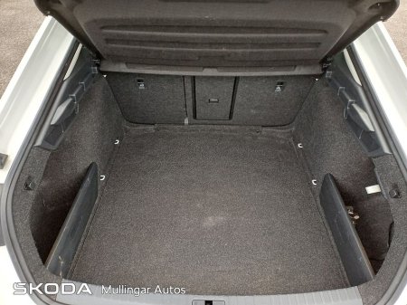 2021 Skoda Octavia - thumbnail 10