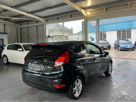 2017 Ford Fiesta ZETEC 1.2 petrol 60 bhp manual €9,950 thumbnail