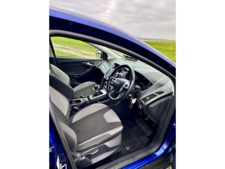 2014 Ford Focus - thumbnail 6