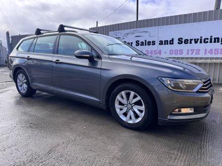 2016 Volkswagen Passat - thumbnail 4