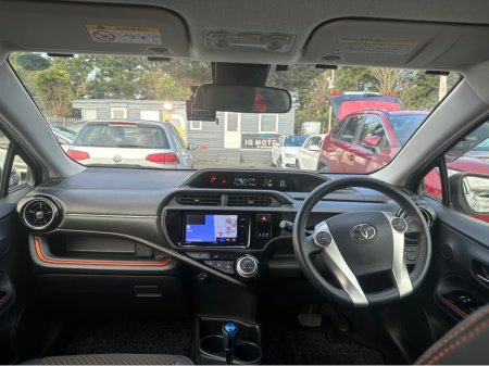 2017 Toyota Aqua - thumbnail 16