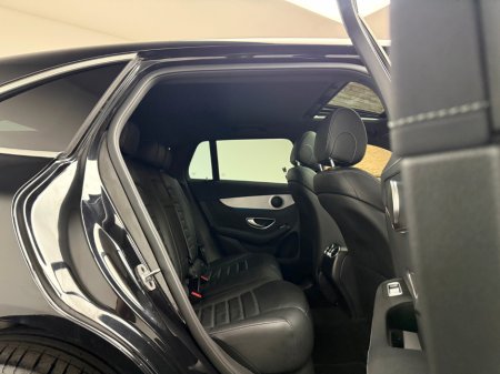 2023 Mercedes-Benz EQC - thumbnail 12