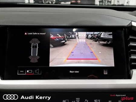 2025 Audi Q4 e-tron - thumbnail 16