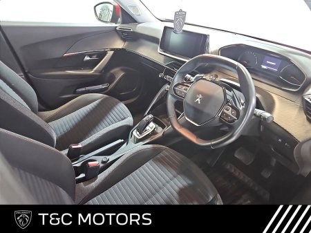 2021 Peugeot 2008 - thumbnail 6