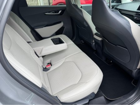 2023 Kia EV6 EARTH €34,495 thumbnail