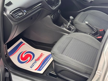 2018 Ford Fiesta - thumbnail 9