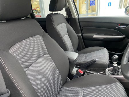 2023 Suzuki Vitara - thumbnail 13