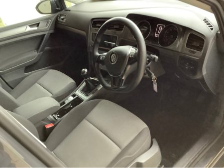 2015 Volkswagen Golf - thumbnail 21