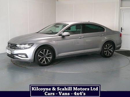 2022 Volkswagen Passat - thumbnail 3