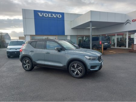 2023 Volvo XC40 T2 P R-DESIGN MAN 5DR €39,950 thumbnail