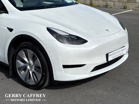 2023 Tesla Model Y - thumbnail 23