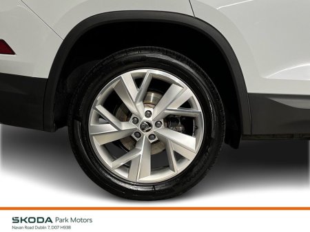 2024 Skoda Kodiaq Style 7 Seat DSG 2.0TDI 150BHP - Reversing Camera - Sat Nav - Climate Control - Heated Seats - Cruise Control - Apple CarPlay/Android Auto €55,950 thumbnail