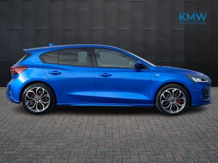 2023 Ford Focus ST-Line X..Parking Pack..Full Leather €27,500 thumbnail