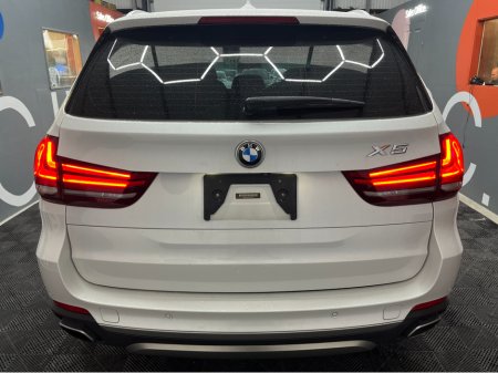 2016 BMW X5 - thumbnail 3