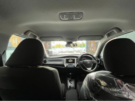 2025 Toyota Corolla - thumbnail 11