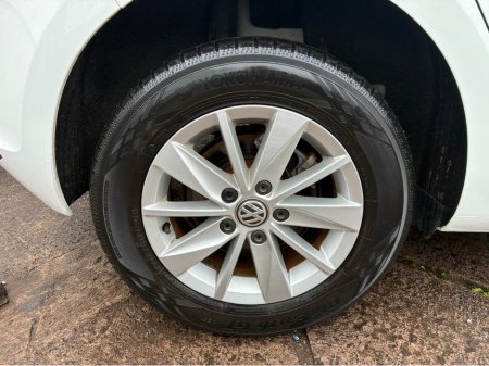 2014 Volkswagen Golf - thumbnail 6