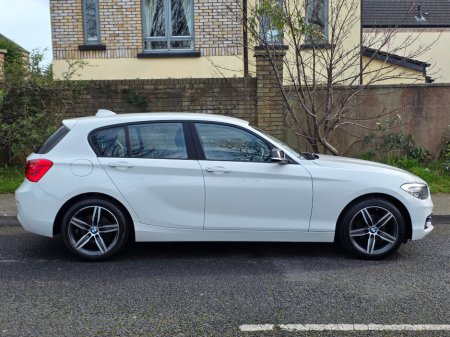2017 BMW 1 Series - thumbnail 2
