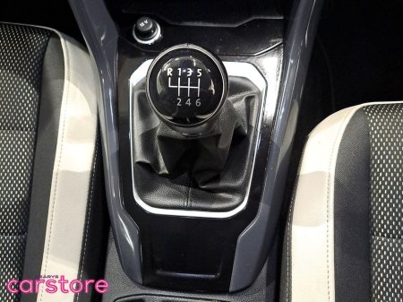 2019 Volkswagen T-Roc - thumbnail 16