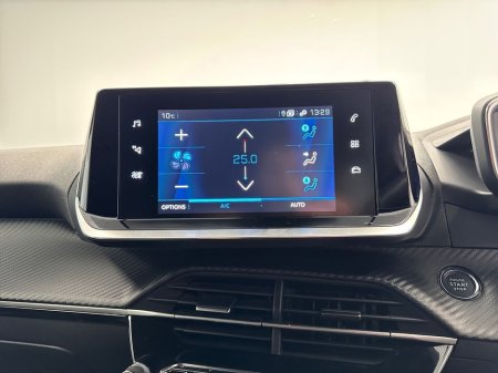 2023 Peugeot 2008 - thumbnail 20