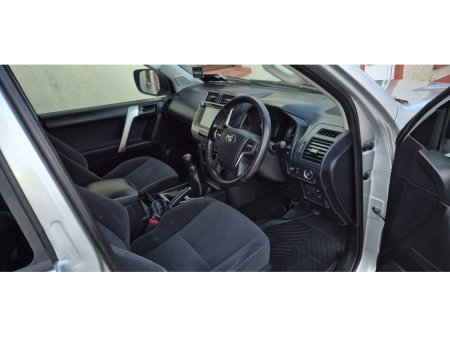 2020 Toyota Landcruiser - thumbnail 7